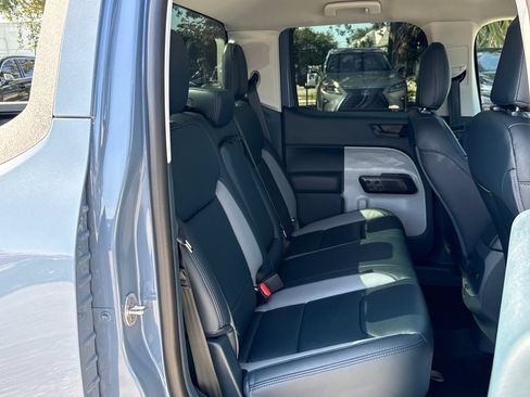 Certified 2025 Ford Maverick XLT FWD image 25