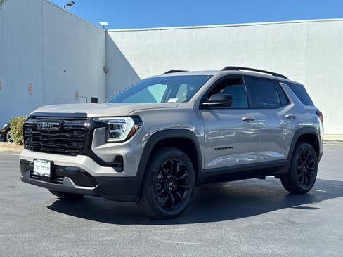 Used 2026 GMC Terrain Elevation w/ Black Edition AWD/4WD image 4