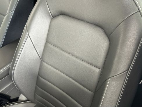 Used 2022 Volkswagen Jetta SE image 18