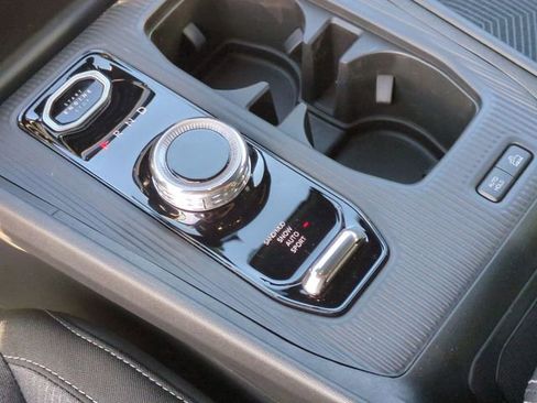 New 2026 Jeep Cherokee Laredo AWD/4WD image 19