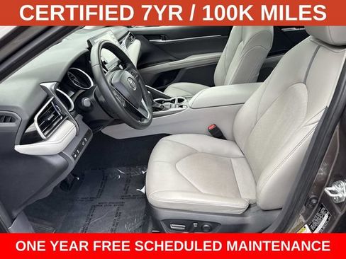Used 2023 Toyota Camry XLE FWD image 14