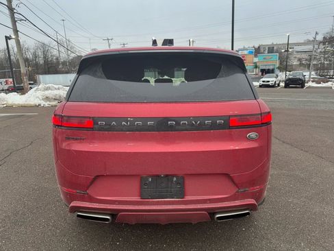 Used 2023 Land Rover Range Rover Sport SE Dynamic image 5