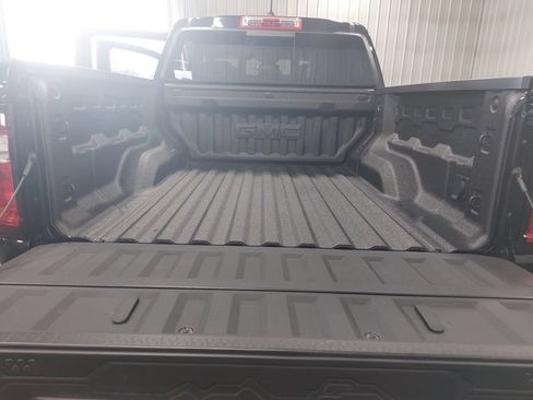 New 2026 GMC Canyon Denali AWD/4WD image 12