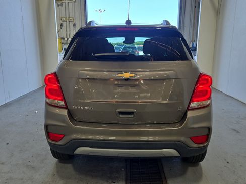 Used 2020 Chevrolet Trax LT AWD/4WD image 6