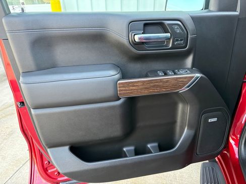 Certified 2022 Chevrolet Silverado 1500 High Country w/ Safety Package II image 17