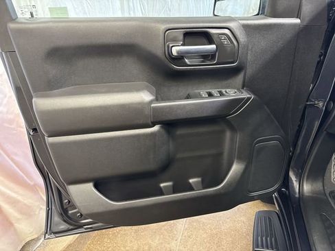 Certified 2023 Chevrolet Silverado 1500 Custom AWD/4WD image 20