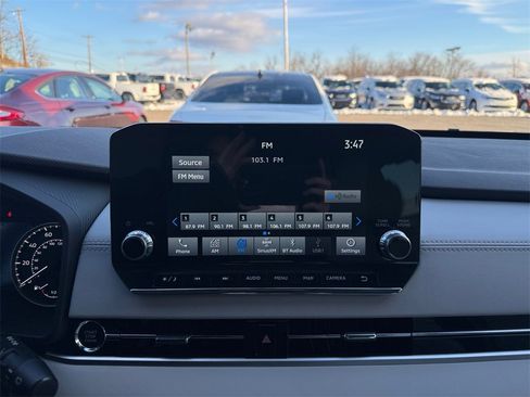 Used 2022 Mitsubishi Outlander SEL image 17