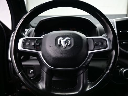 Used 2022 RAM 1500 Big Horn w/ Night Edition RWD image 27