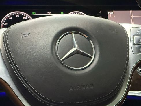 Used 2014 Mercedes-Benz S 550 Sedan image 23
