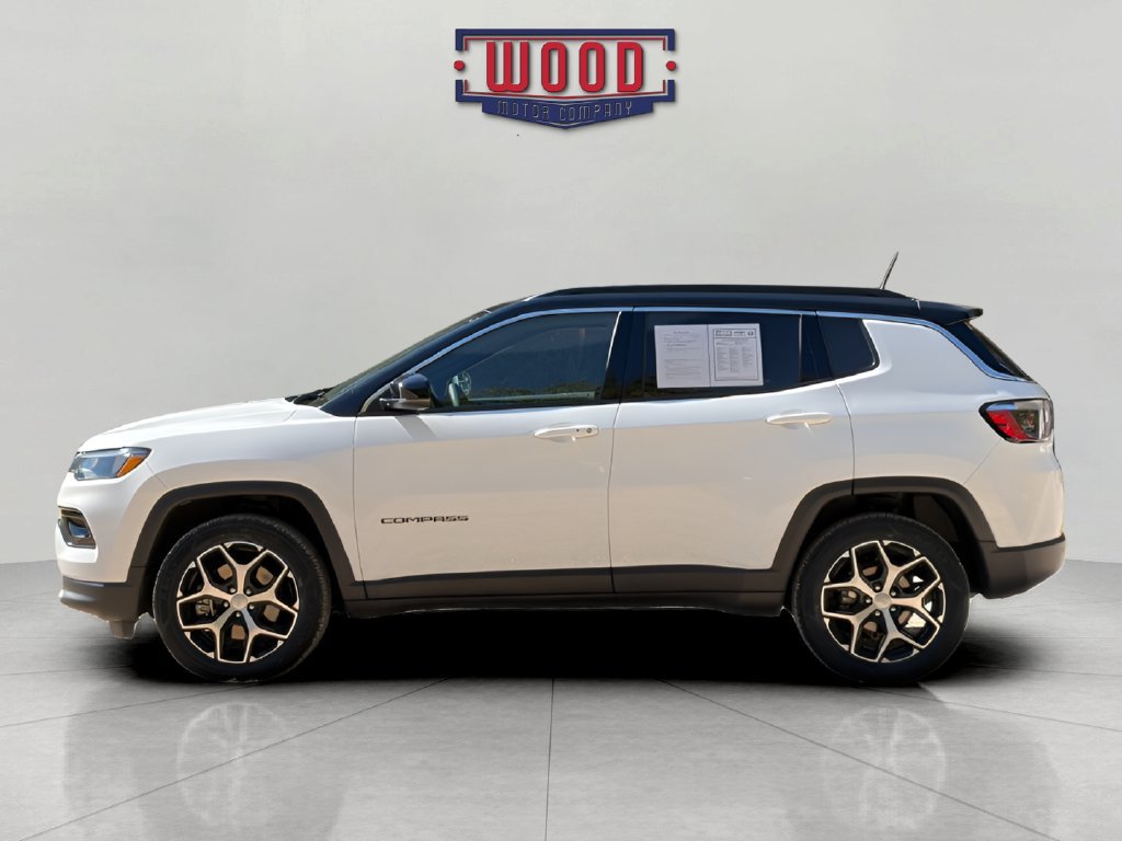 Used 2024 Jeep Compass Limited AWD/4WD image 4