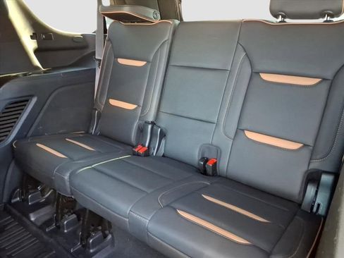 Used 2021 GMC Yukon AT4 w/ Rear Media and Nav Package image 27