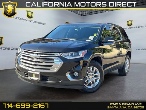Used 2020 Chevrolet Traverse LT image 1