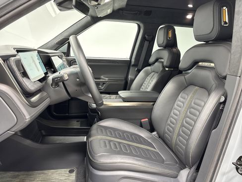 Used 2022 Rivian R1S Launch Edition image 20