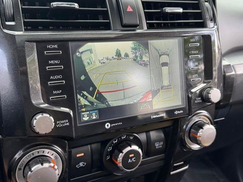 Used 2023 Toyota 4Runner TRD Off-Road Premium w/ Off Road Premium Plus Package AWD/4WD image 17