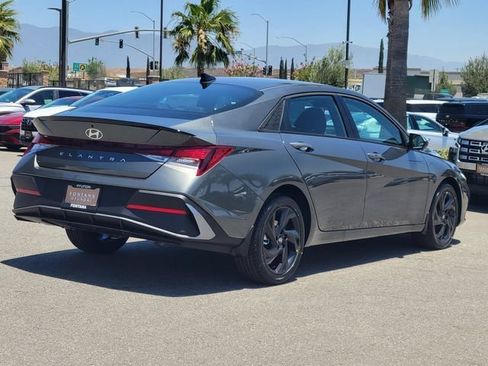 New 2026 Hyundai Elantra Sport FWD image 4
