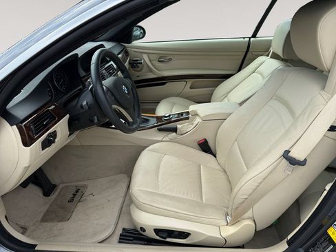 Used 2008 BMW 328i Convertible RWD image 2