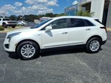Used 2017 Cadillac XT5 FWD image 3