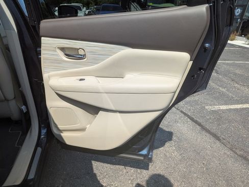 Used 2016 Nissan Murano Platinum w/ Platinum Technology Package AWD/4WD image 46
