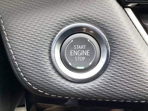 New 2026 Chevrolet Equinox LT w/ Convenience Package II image 37