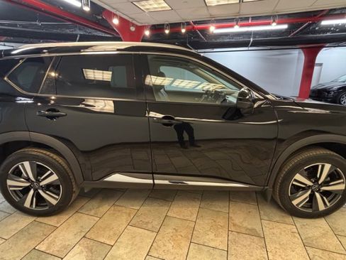 Used 2022 Nissan Rogue SL w/ SL Premium Package image 8