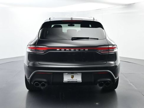 Certified 2026 Porsche Macan AWD/4WD image 12