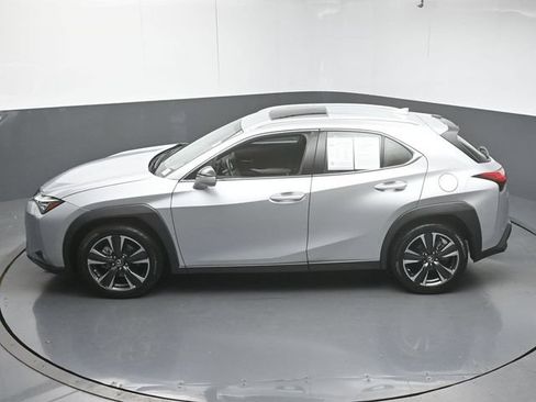 Used 2020 Lexus UX 200 w/ Premium Package FWD image 45