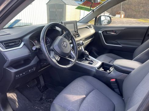 Used 2021 Toyota RAV4 XLE w/ Convenience Package AWD/4WD image 15