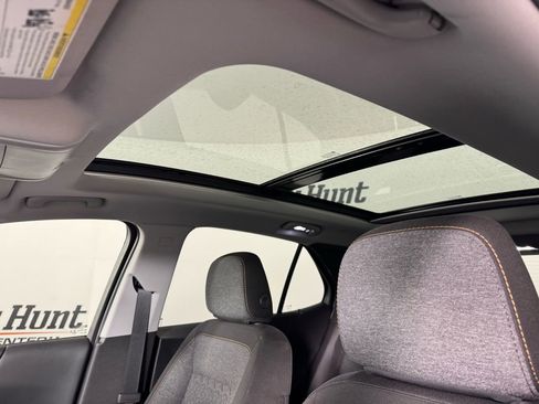 Used 2022 Chevrolet Equinox LT image 4