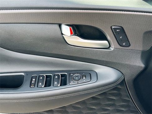 Used 2020 Hyundai Santa Fe Limited w/ Cargo Package image 18