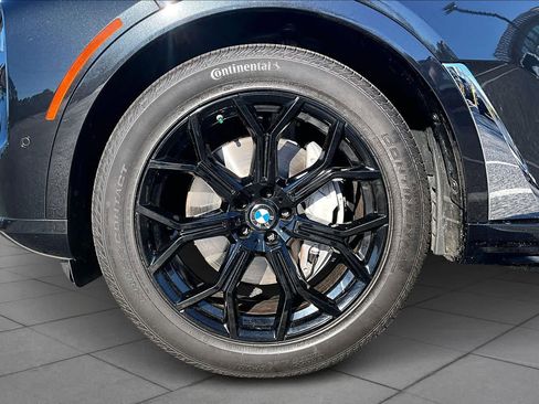 Used 2024 BMW X7 xDrive40i image 22