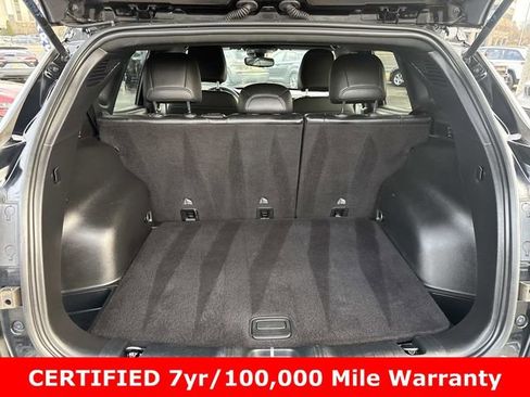 Certified 2024 Jeep Compass Latitude image 11