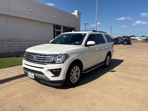 Used 2021 Ford Expedition XLT RWD image 1