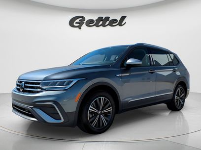 Used 2024 Volkswagen Tiguan SE