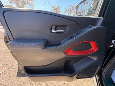 Used 2022 Nissan Frontier PRO-4X w/ Off-Road Protection Package image 22