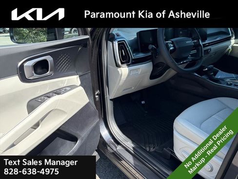 New 2026 Kia Sorento S image 14