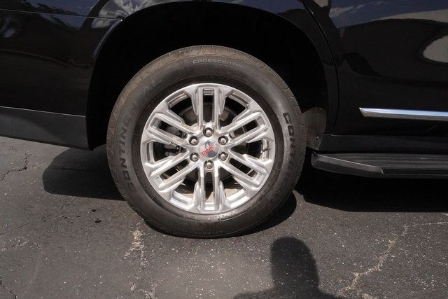 Used 2023 GMC Yukon SLT w/ SLT Premium Package AWD/4WD image 32
