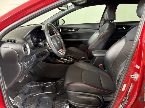 Used 2022 Kia Forte GT w/ GT Technology Package image 16