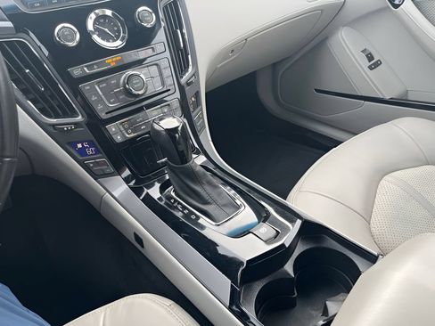 Used 2014 Cadillac CTS V RWD image 28