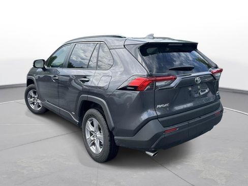 Used 2025 Toyota RAV4 XLE w/ Convenience Package AWD/4WD image 8
