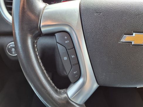 Used 2015 Chevrolet Traverse LT image 23