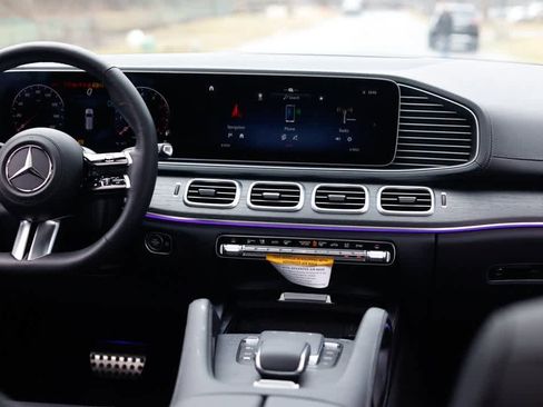 New 2026 Mercedes-Benz GLS 450 4MATIC image 21