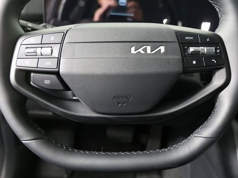 Certified 2026 Kia Sportage LX image 12