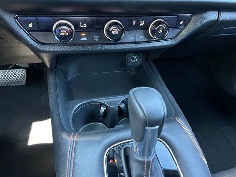 Certified 2024 Honda HR-V Sport image 18
