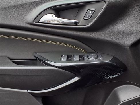 New 2026 Chevrolet Trax LT w/ LT Convenience Package image 14