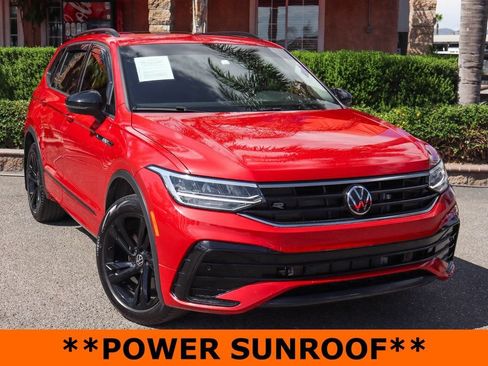 Used 2024 Volkswagen Tiguan SE R-Line FWD image 2