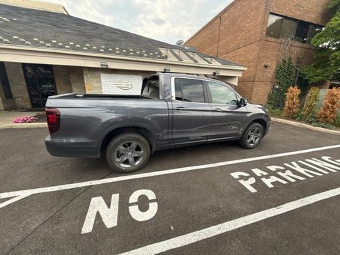 Certified 2023 Honda Ridgeline RTL image 8