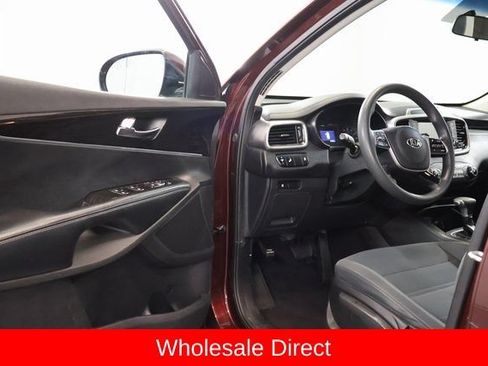 Used 2020 Kia Sorento LX AWD/4WD image 8