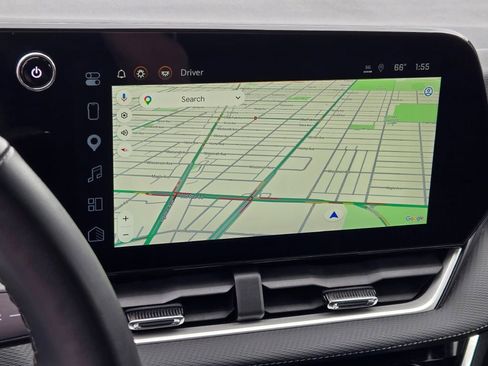 Certified 2025 Chevrolet Equinox LT image 24