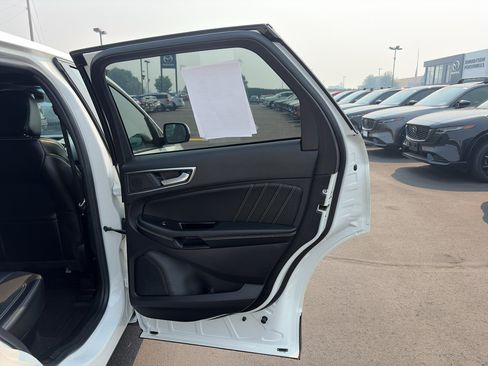 Used 2020 Ford Edge ST w/ Equipment Group 401A AWD/4WD image 15