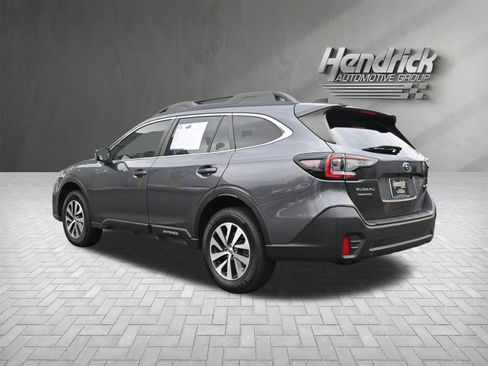 Certified 2022 Subaru Outback Premium image 7